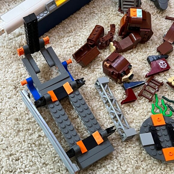 Lego Deep Sea Exploration Vessel 60095 & 60266 Partial Sets - Picture 3 of 9